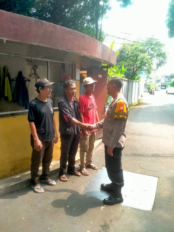 
					Bhabinkamtibmas Kelurahan Jati Gelar Cooling System Bersama Keamanan RW 07 Pulogadung