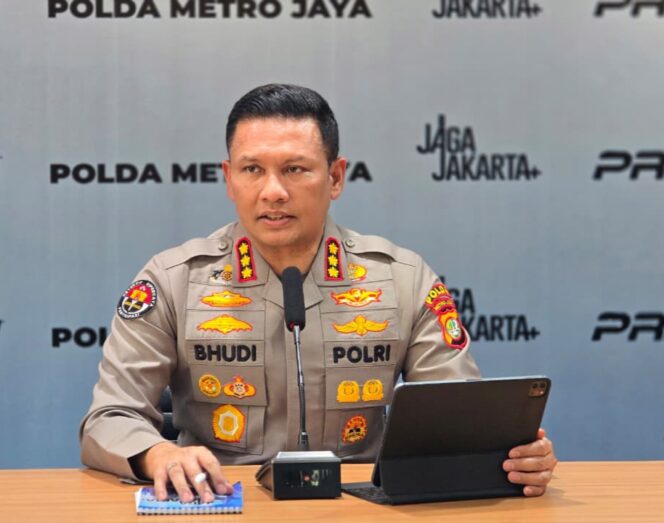 
					Polda Metro Jaya Pastikan Ibadah Kenaikan Yesus Kristus Aman, Ratusan Gereja Dijaga