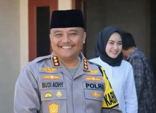 
					Kepulangan yang Sakral: Kombes Pol Budi Adhy Buono Tegaskan Komitmen untuk Cilacap