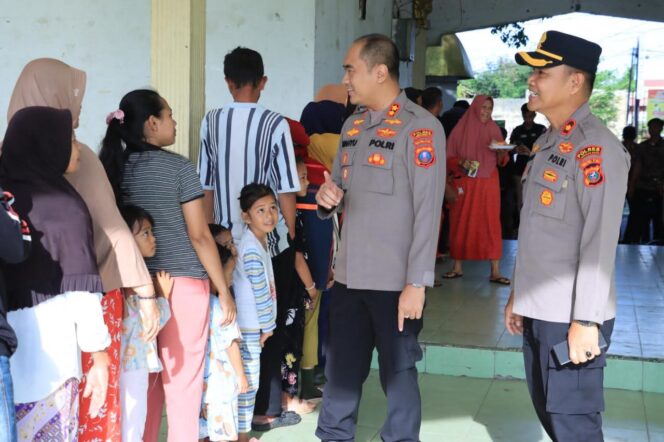 
					Jumat Berkah Minggu Keenam Diwarung Polri Presisi Polres Kabupaten  Labuhanbatu Hadirkan Kehangatan dan Kepedulian untuk Masyarakat