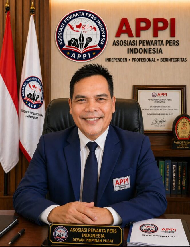 
					Ketua Umum APPI,Ade Julhaidir Soroti Isu Vonis terhadap Nadiem