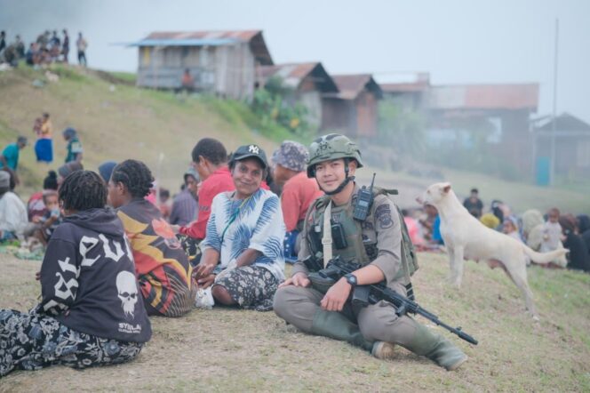 
					Satgas Ops Damai Cartenz 2026 Amankan Peresmian Gereja di Kiwirok, Wujudkan Ibadah Aman dan Penuh Kedamaian