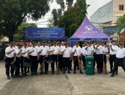 Dukung Program Kapolda, Polsek Koja Gelar Apel dan Aksi Bersih-Bersih Lingkungan