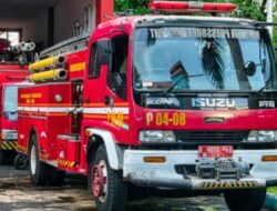 PLN Rantau Prapat Buat Resah Masyrakat, Lampu  Padam, Satpol PP Bantu 2 Motor Damkar Untuk Warga Aek Pahing