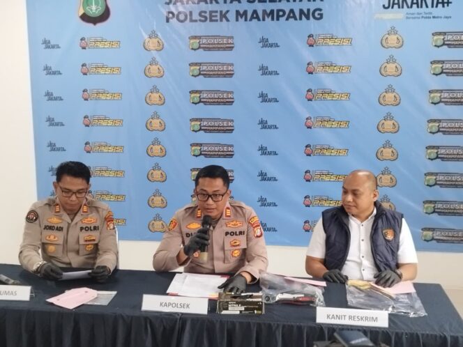 
					Polsek Mampang Ungkap Pencurian Motor dan Kabel Tembaga, 2 Tersangka Diamankan