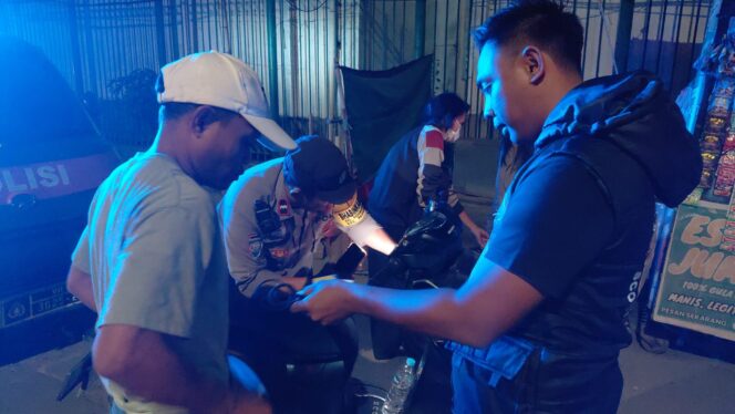 
					Polsek Pademangan Amankan Dua Terduga Pelaku Narkotika Saat Patroli KRYD dan Razia Stasioner