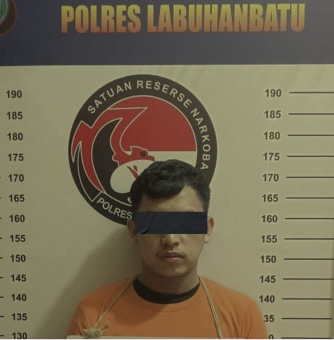 
					Ciptakan Kamtibmas Yang Aman, Satresnarkoba Ringkus RF Pemilik 3 Butir Ekstasi  bersama 5 Rekannya 