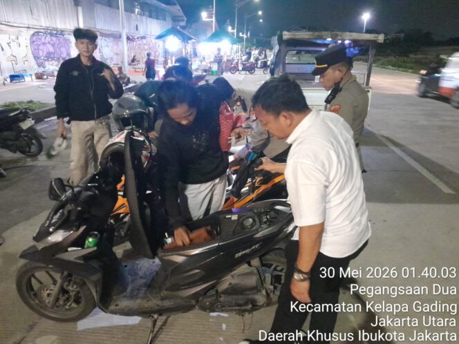 
					Polsek Kelapa Gading Intensifkan Patroli KRYD, Dua Motor Tanpa Dokumen Diamankan
