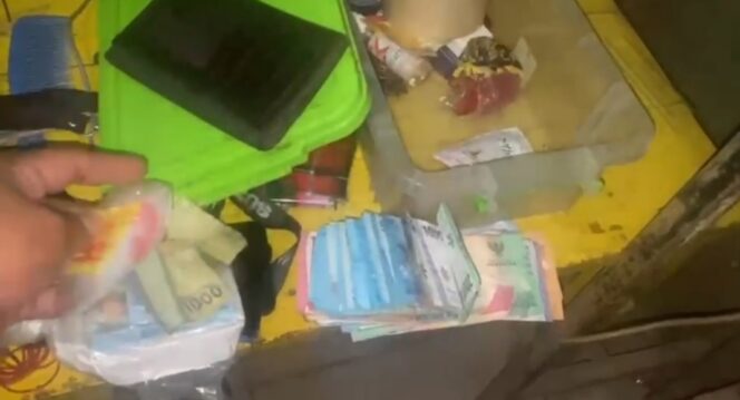 
					Polisi Sita 1.590 Butir Tramadol dan Hexymer dari Dua Terduga Pengedar di Cikarang Utara