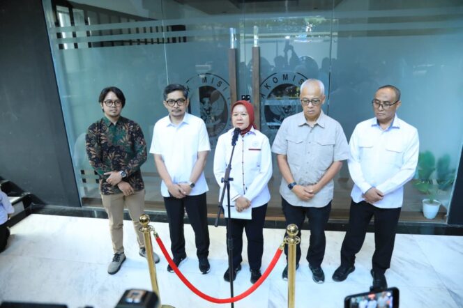 
					KOMPOLNAS RESMI LUNCURKAN KOMPOLNAS AWARDS 2026, APRESIASI KINERJA TERBAIK SATKER POLRI