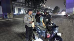 Polsek Pademangan Gelar Patroli KRYD dan Razia Stasioner Antisipasi Tawuran, Balap Liar, dan Kejahatan Jalanan
