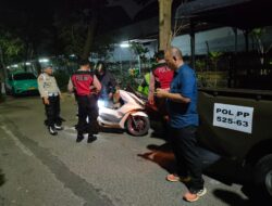 Polsek Kelapa Gading Amankan Pelaku Pemerasan dan Perusakan Gerobak Saat KRYD