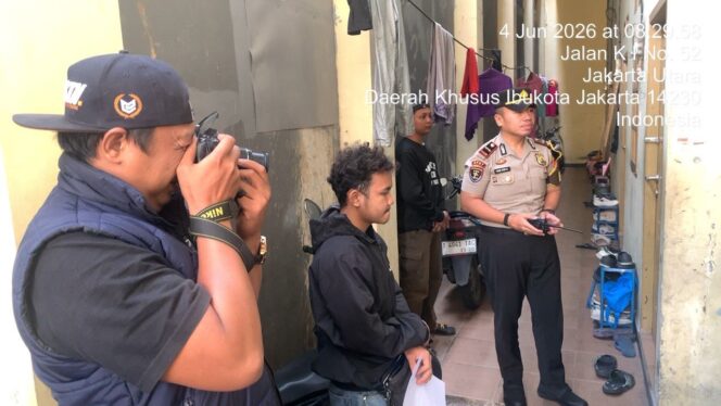 
					Respon Cepat Laporan Melalui 110, Polres Metro Jakarta Utara Cek TKP Dugaan Pencurian Sepeda Motor di Koja