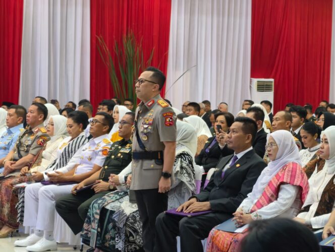 
					Lemhannas Tutup P3N XXVII, 85 Peserta TNI-Polri hingga Kementerian Jadi Alumni; Brigjen Pol. Ade Ary Jadi Lulusan Terbaik Akademik