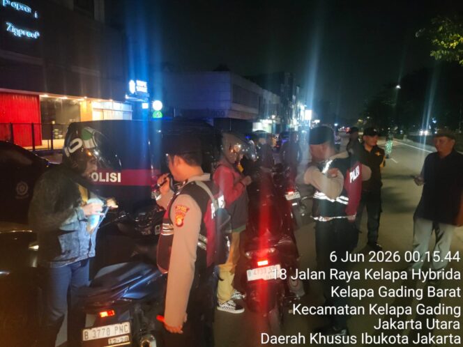 
					Polsek Kelapa Gading Tingkatkan Patroli KRYD, Cegah Tawuran dan Kejahatan Jalanan