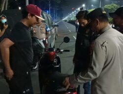 Polsek Pademangan Gelar Patroli KRYD dan Razia Stasioner Bersama TNI dan Pokdar Kamtibmas, Situasi Wilayah Tetap Kondusif