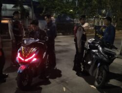 JAGA JAKARTA, JAGA LINGKUNGAN: KRYD POLSEK METRO PENJARINGAN AMANKAN TIGA MOTOR TANPA SURAT DAN UNGKAP KASUS NARKOBA