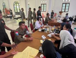 Meriahkan HUT Bhayangkara ke-80, Personel Damai Cartenz Partisipasi Dalam Giat Donor Darah di Polres Nabire