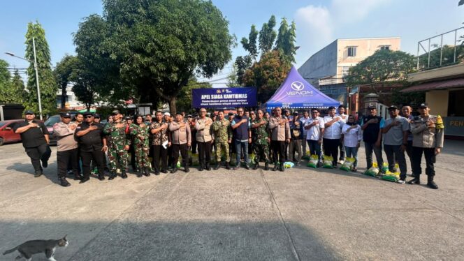 
					Polsek Koja Gelar Apel Sabuk Kamtibmas, Perkuat Sinergi Masyarakat Dukung Program Jaga Jakarta