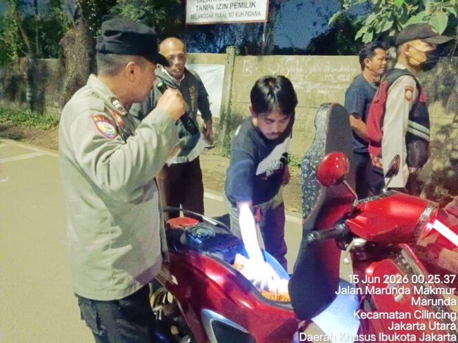 
					Patroli KRYD dan Razia Stasioner, Polsek Cilincing Intensifkan Antisipasi Tawuran dan Kejahatan Jalanan