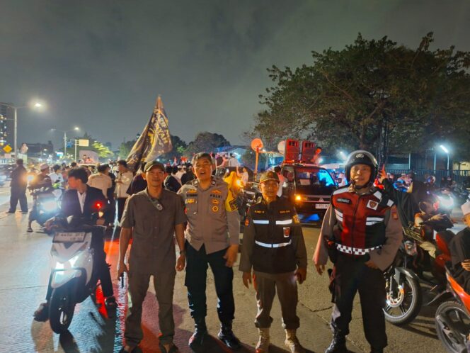 
					Ribuan Warga Meriahkan Pawai Obor Sambut 1 Muharram 1448 H di Kelapa Gading, Berlangsung Aman dan Kondusif
