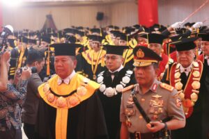 Kapolda Riau Gaungkan Polisi sebagai Penjaga Peradaban di Wisuda dan Dies Natalis ke-80 STIK Polri