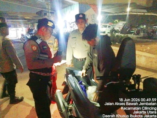 
					Polsek Cilincing Gelar Patroli KRYD dan Razia Stasioner, Antisipasi Tawuran serta Kejahatan Jalanan