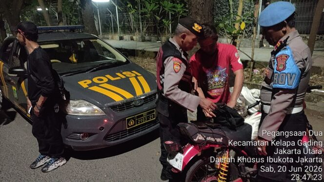 
					Patroli KRYD Tengah Malam, Polsek Kelapa Gading Sisir Titik Rawan Tawuran dan Balap Liar