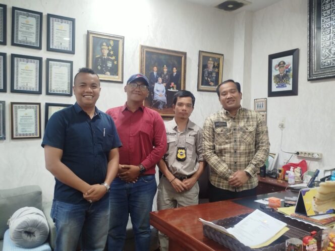 
					Kapolsek Medan Area Terima Kunjungan Silaturahmi Pimpinan Redaksi DetikKriminal