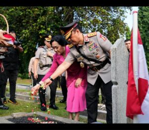 Menghormati Jasa, Melanjutkan Pengabdian: Wakapolri Pimpin Ziarah Nasional Menjelang Hari Bhayangkara ke-80