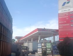 Antrean Solar Mengular di Jalinsum Sergai–Tebing Tinggi, Puluhan Truk Padati Sejumlah SPBU