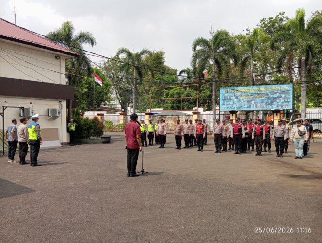 
					APEL PENGAMANAN ZIARAH ASYURAH FPI SE-JAKARTA, PULUHAN PERSONEL DISIAGAKAN DI PENJARINGAN