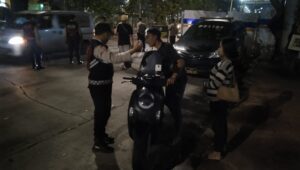 Polsek Metro Penjaringan Intensifkan KRYD, Belasan Motor Tanpa Kelengkapan Diamankan Saat Patroli Malam