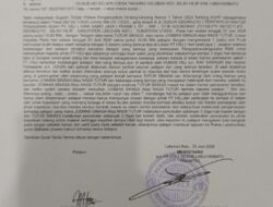 Antrian Sawit Berujung Laporan ke Polisi” Agen Teriak Curang, JS Keroyok Manarsar di Kantor PT HSJ Bilah Hilir.