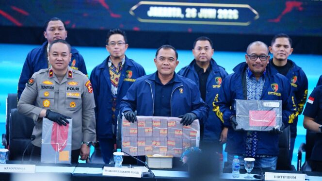 
					Bareskrim Polri Bongkar Jaringan Judi Online Internasional, Tetapkan 287 WNA dan 4 WNI sebagai Tersangka