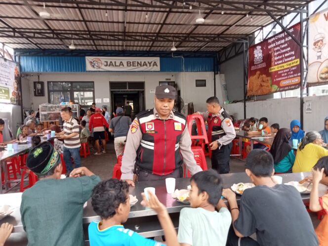 
					JUM’AT PEDULI POLSEK METRO PENJARINGAN, TEBAR KEHANGATAN DAN KEPEDULIAN UNTUK WARGA DI JALA BENAYA