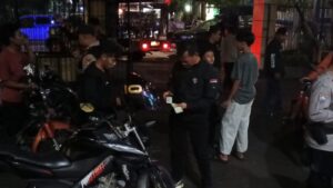 JAGA JAKARTA, JAGA LINGKUNGAN: POLSEK METRO PENJARINGAN PERKETAT KRYD, 11 MOTOR TANPA KELENGKAPAN DIAMANKAN
