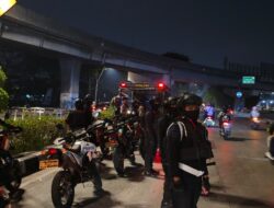 Brimob Polda Metro Jaya Amankan Pengendara Mabuk Tanpa Surat Kendaraan di Jakut