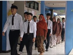 Haru dan Kebanggaan Warnai Kelulusan SMPN 192 Jakarta, Tiga Siswa Cetak Nilai 100