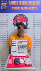 Satres Narkoba Polres Labuhanbatu Ciduk Terduga Pengedar Sabu Di Padang Bulan Rantau Utara 