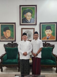 Gus Kikin dan Harapan Kepemimpinan PBNU yang Teduh, Moderat, dan Keberanian Kembali ke Khittah