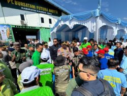 Kapolri Tinjau Pabrik Pupuk Batu Bara di Kampar, Lepas Distribusi 80 Ton Pupuk untuk Kelompok Tani Riau