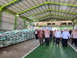 Dari Kampar ke Pasar Global, Kapolri Tinjau Inovasi Pupuk Batu Bara Karya Anak Bangsa