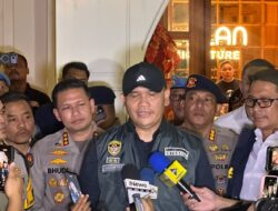 Polisi Temukan Brankas Berisi Valas Saat Geledah Kafe di Cipete