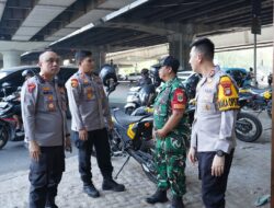 Wakapolres Metro Jakut Cek Kesiapan Personel di TL Coca-Cola, Antisipasi Massa Menuju Aksi di Monas