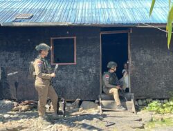 Patroli Jalan Kaki Satgas Ops Damai Cartenz-2026 Buka Ruang Dialog dengan Warga di Puncak Jaya