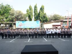 Wakapolres Metro Jakarta Utara Pimpin Apel Pagi dan Upacara Kenaikan Pangkat Pengabdian