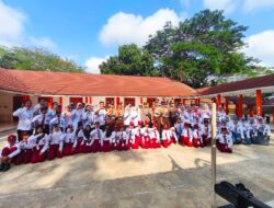 Polri Kerahkan 372 Taruna Akpol Dampingi Siswa di 73 Sekolah Rakyat Bersama Taruna Akademi TNI