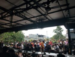 Polsek Metro Penjaringan Amankan Nobar Persija vs Persib di Pejagalan, Puluhan Jakmania Hadir