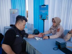 Bakti Kesehatan Kodam Jaya – Polda Metro Jaya Layani 1.876 Masyarakat di Monas